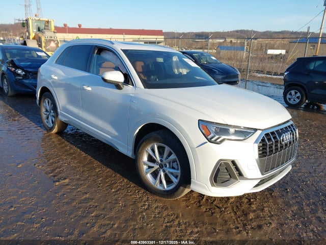 2025 AUDI Q3 WA1EECF34S1065774 Photo 0