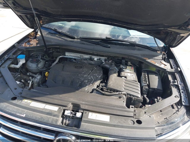 3VV2B7AXXNM049008 Volkswagen Tiguan 2.0t Se