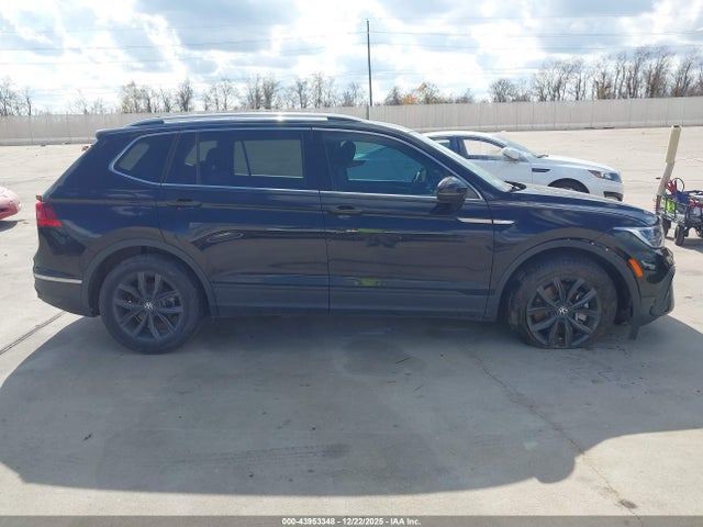 3VV2B7AXXNM049008 Volkswagen Tiguan 2.0t Se