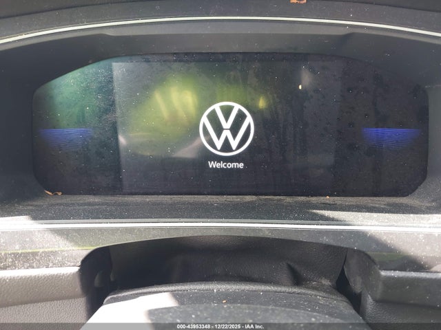 3VV2B7AXXNM049008 Volkswagen Tiguan 2.0t Se
