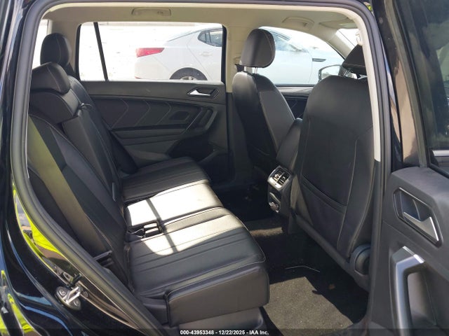 3VV2B7AXXNM049008 Volkswagen Tiguan 2.0t Se
