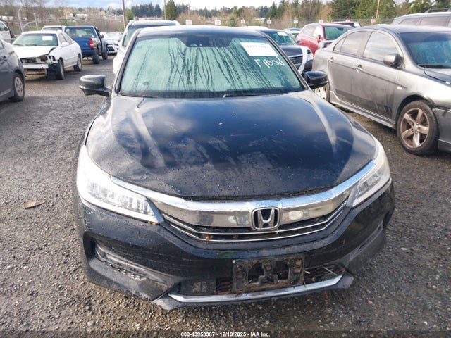 1HGCR3F99GA030937 Honda Accord Touring