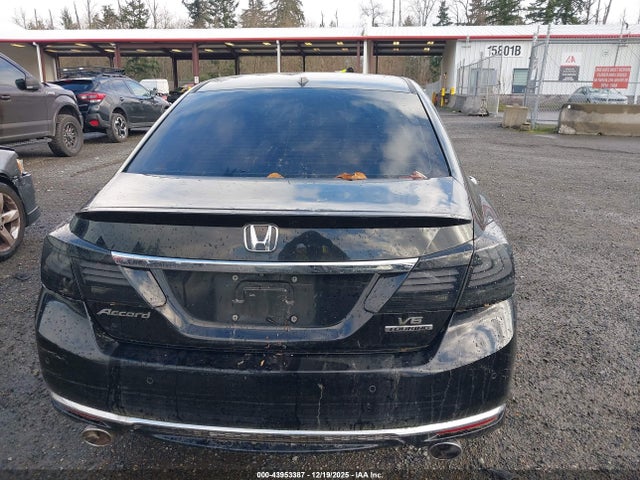 1HGCR3F99GA030937 Honda Accord Touring