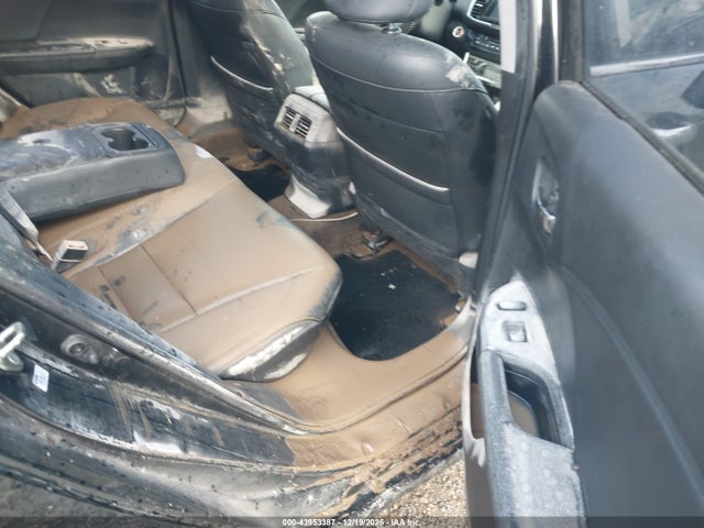 1HGCR3F99GA030937 Honda Accord Touring
