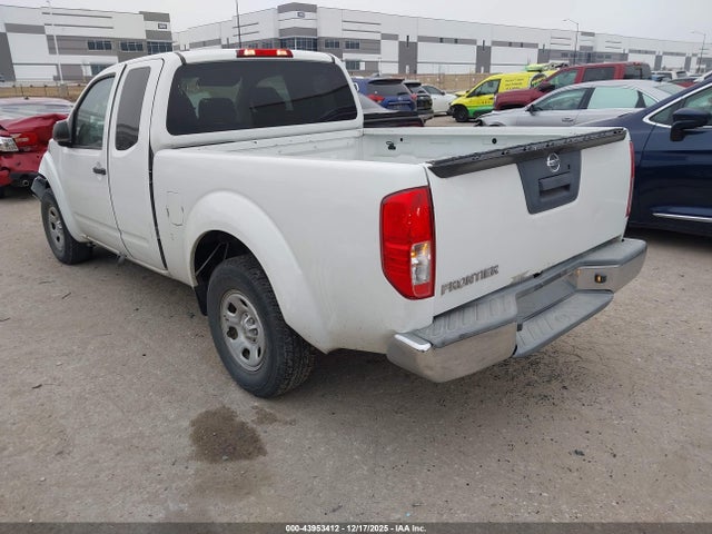 2016 NISSAN FRONTIER 1N6BD0CT9GN777158 Photo 2