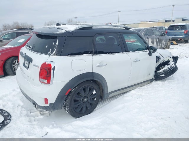 2019 MINI COUNTRYMAN WMZYT5C53K3G94783 Photo 3