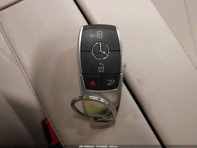 2021 MERCEDES-BENZ GLB 250 W1N4M4HB3MW161456 Photo 10