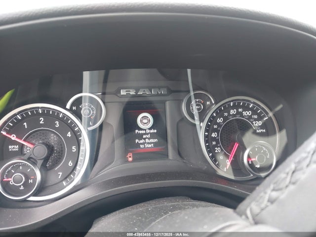2025 Ram 1500 Big Horn  4x4 5'7 Box მანქანა იყიდება აუქციონზე, vin: 1C6RRFFG1SN203903, აუქციონის ნომერი: 43953455