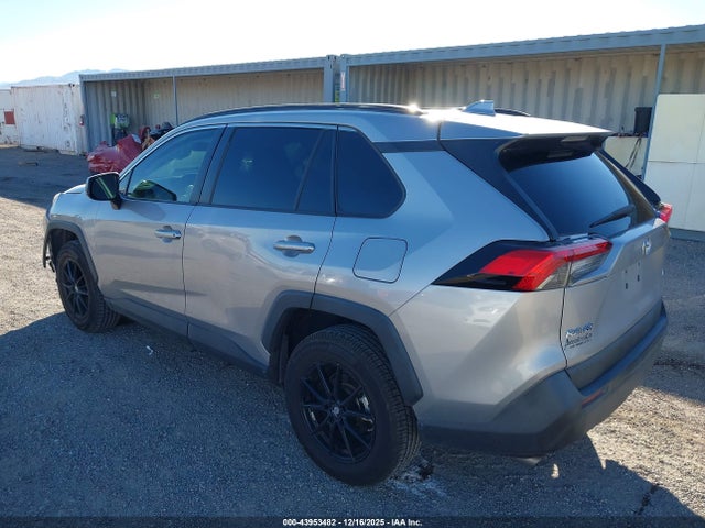 2T3H1RFV7KW026133 Toyota RAV4 LE