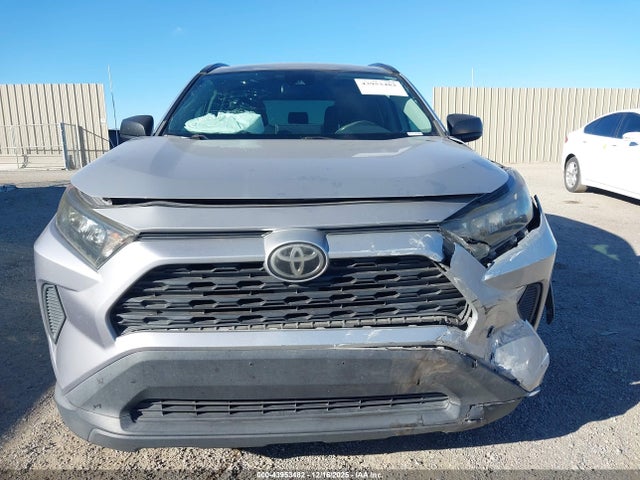 2T3H1RFV7KW026133 Toyota RAV4 LE