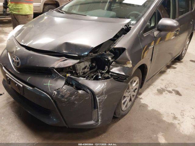 2015 TOYOTA PRIUS V JTDZN3EU4FJ031860 Photo 5