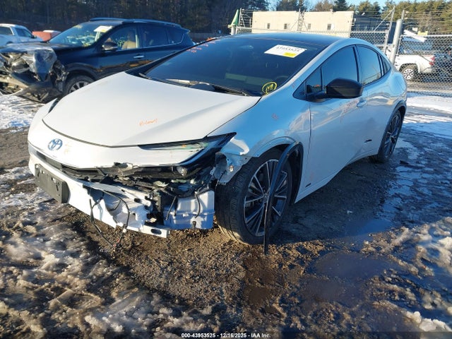 JTDADABU0P3006971 Toyota Prius Xle Awd-e