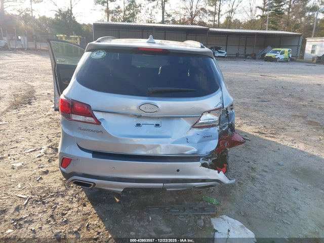 Hyundai Santa Fe Se Ultimate 2017 KM8SR4HF4HU193235 Image 16