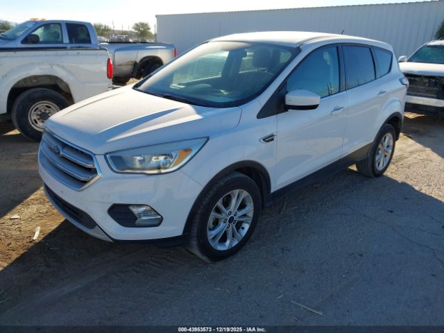 2017 FORD ESCAPE 1FMCU0GD9HUB82646 Photo 1