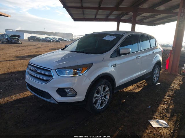 1FMCU9GD5KUA55212 Ford ESCAPE SE