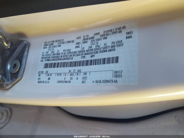 1FMCU9GD5KUA55212 Ford ESCAPE SE