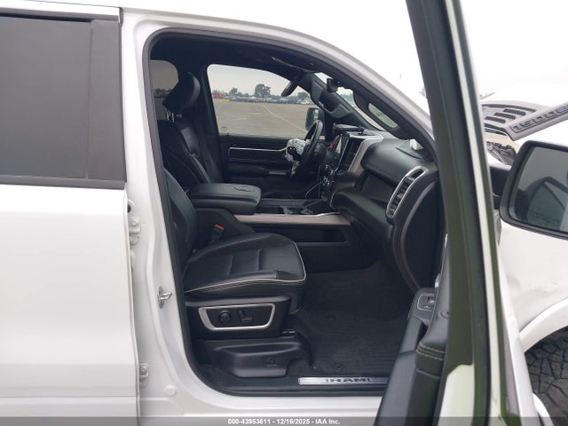 1C6SRFRT4NN420005 RAM 1500 Laramie 4x4 6&#039;4 Box