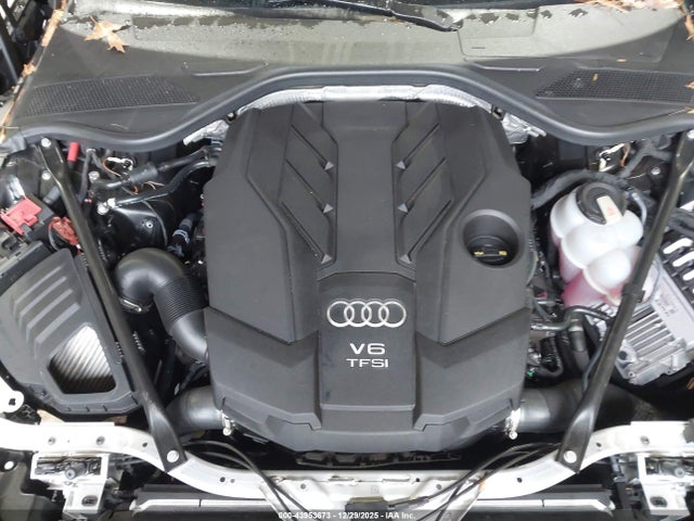 43953673 :رقم المزاد ، WAU8DAF85KN019432 vin ، 2019 Audi A8 L 55 مزاد بيع