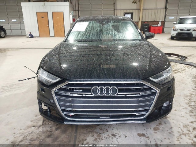 43953673 :رقم المزاد ، WAU8DAF85KN019432 vin ، 2019 Audi A8 L 55 مزاد بيع