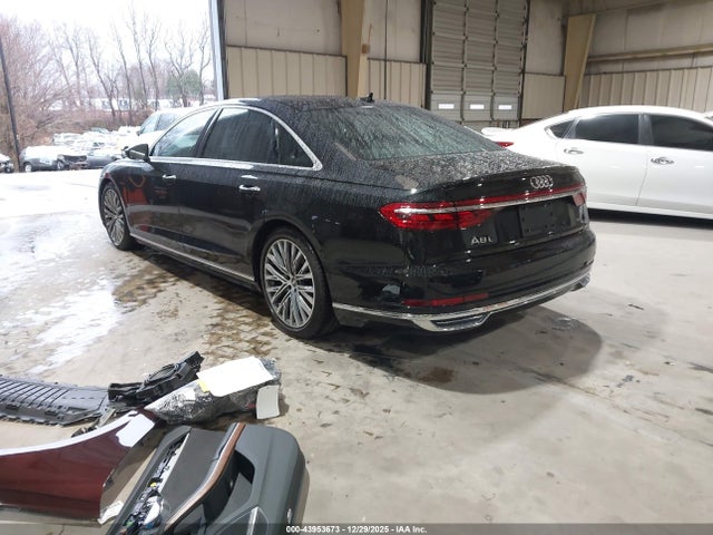 43953673 :رقم المزاد ، WAU8DAF85KN019432 vin ، 2019 Audi A8 L 55 مزاد بيع