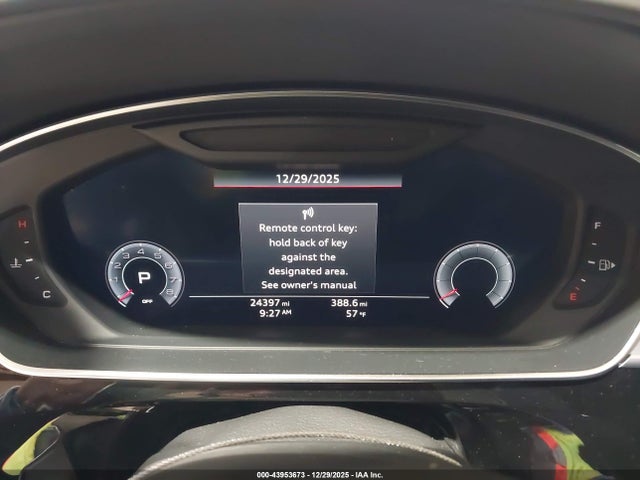 43953673 :رقم المزاد ، WAU8DAF85KN019432 vin ، 2019 Audi A8 L 55 مزاد بيع