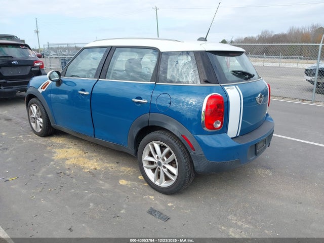 2011 MINI COOPER COUNTRYMAN WMWZB3C57BWH94988 Photo 2