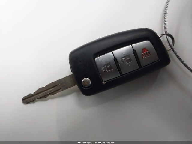 5N1AT2MT7GC801038 Nissan Rogue S/sl/sv