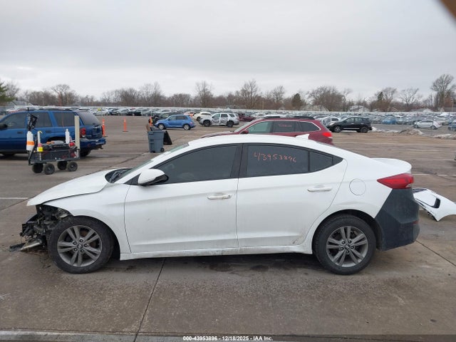 5NPD84LF7JH250552 Hyundai ELANTRA SEL