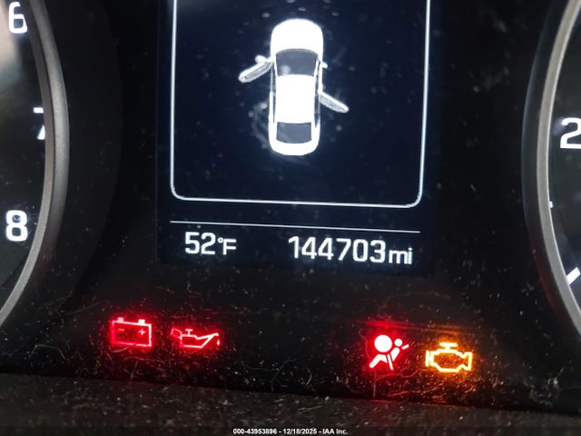 5NPD84LF7JH250552 Hyundai ELANTRA SEL