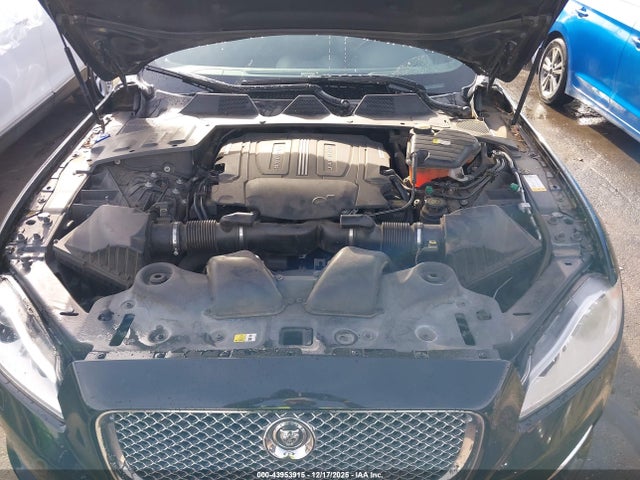2015 JAGUAR XJ SAJWA3HT9FMV86207 Photo 9