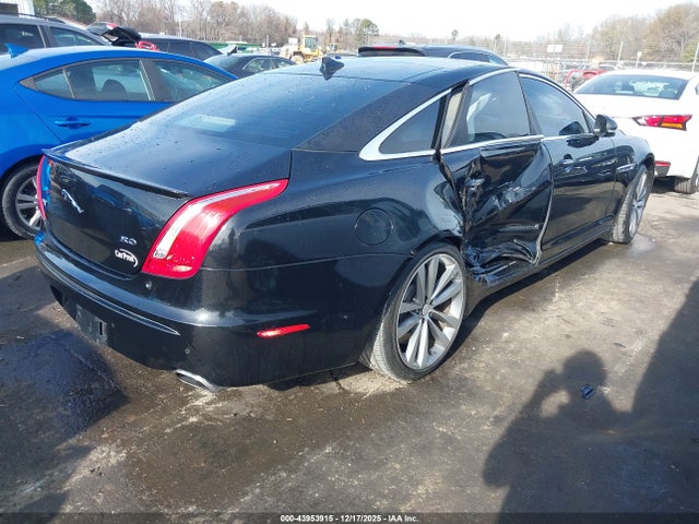2015 JAGUAR XJ SAJWA3HT9FMV86207 Photo 3