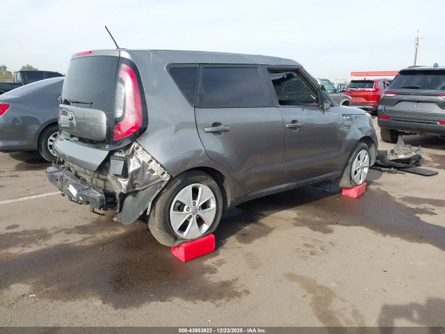 KNDJN2A2XG7274177 KIA Soul