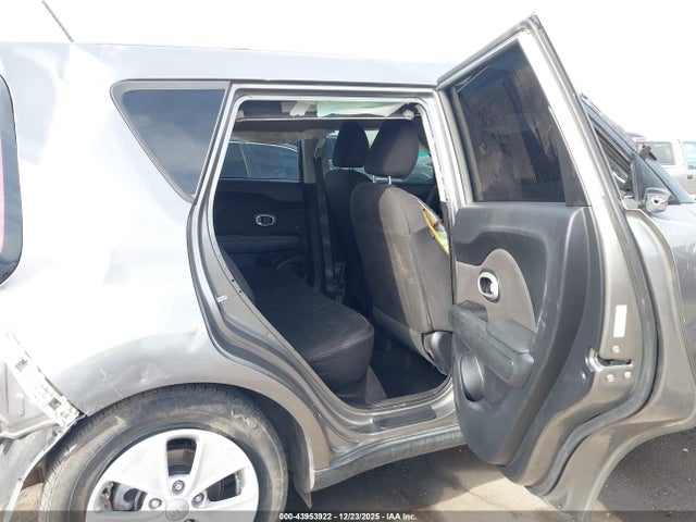 KNDJN2A2XG7274177 KIA Soul