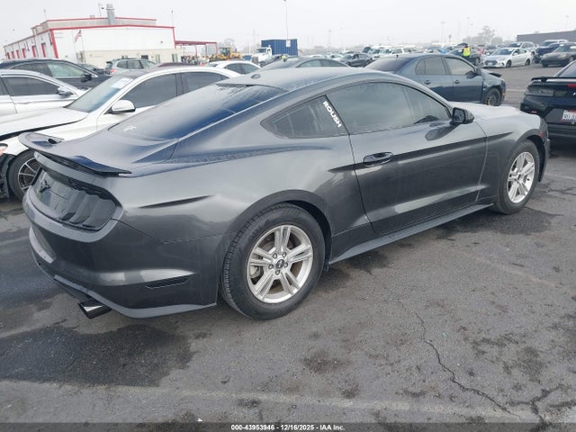 Ford Mustang Ecoboost Premium 2019 1FA6P8TH0K5120740 Image 4