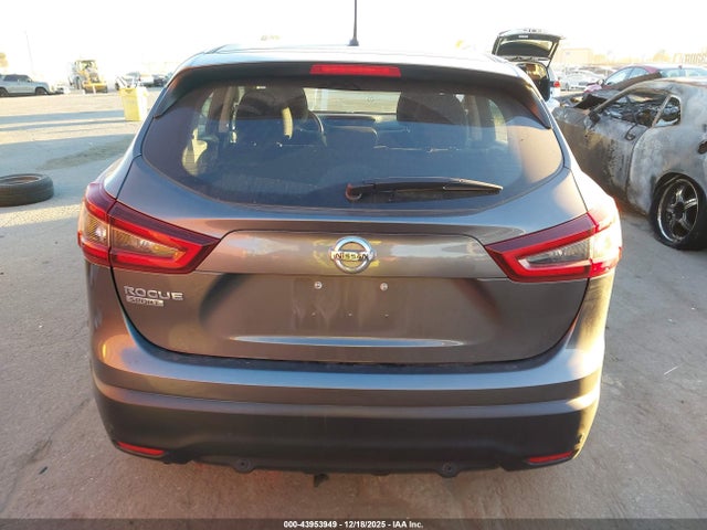 JN1BJ1AV4MW302919 Nissan Rogue Sport S Fwd Xtronic Cvt