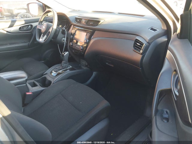 JN1BJ1AV4MW302919 Nissan Rogue Sport S Fwd Xtronic Cvt
