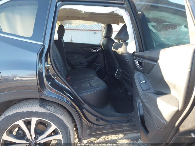Subaru Forester Limited 2019 JF2SKAUC9KH468151 Image 8