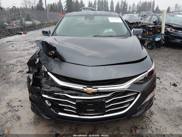 1G1ZD5ST4MF057295 Chevrolet Malibu Fwd Lt