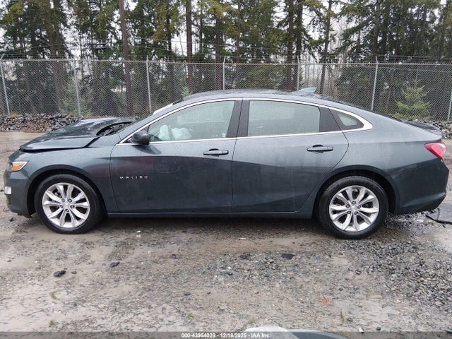 1G1ZD5ST4MF057295 Chevrolet Malibu Fwd Lt