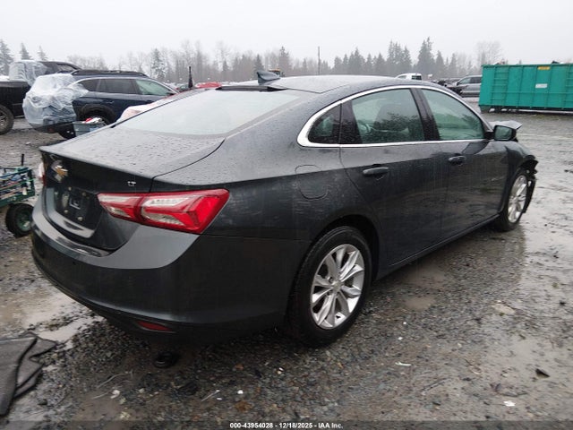1G1ZD5ST4MF057295 Chevrolet Malibu Fwd Lt
