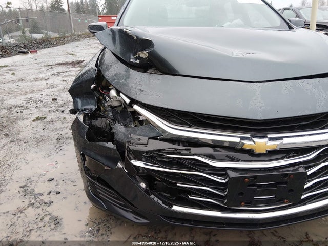 1G1ZD5ST4MF057295 Chevrolet Malibu Fwd Lt