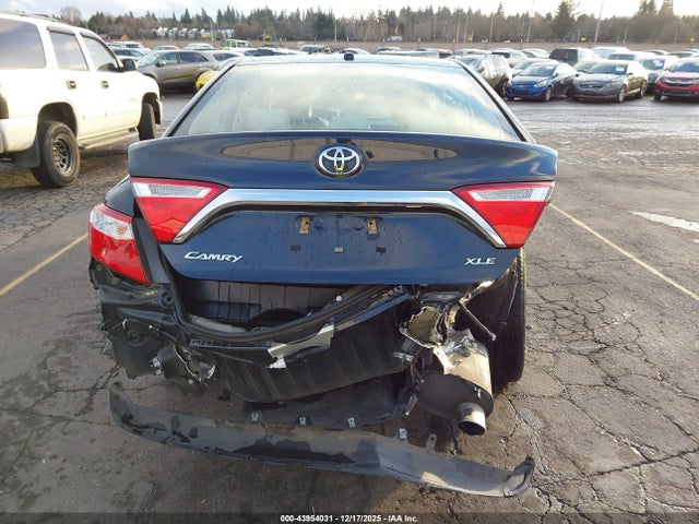 Toyota CAMRY XLE 2016 4T1BF1FK8GU614539 Image 17