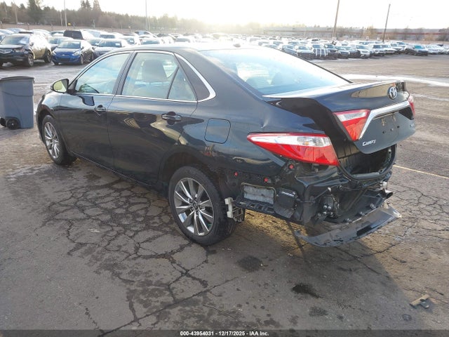 Toyota CAMRY XLE 2016 4T1BF1FK8GU614539 Image 3