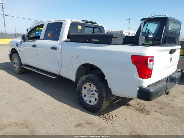 1N6AA1F37JN523557 Nissan Titan Xd S Gas