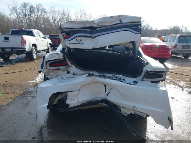 2017 Dodge Charger Sxt Rwd მანქანა იყიდება აუქციონზე, vin: 2C3CDXHG0HH642645, აუქციონის ნომერი: 43954059