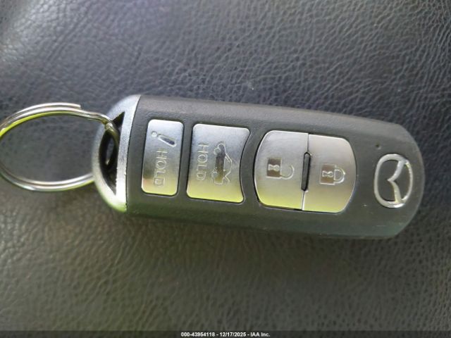 2017 MAZDA MAZDA6 JM1GL1V55H1135688 Photo 10