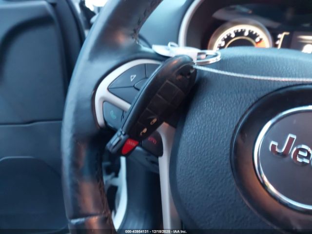 2017 JEEP CHEROKEE 1C4PJLCB9HW541213 Photo 10