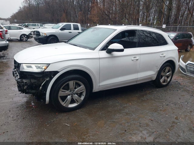 2018 AUDI Q5 WA1BNAFY7J2209555 Photo 1
