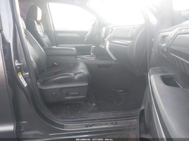 5TFAW5F12EX379291 Toyota Tundra Platinum 5.7l V8