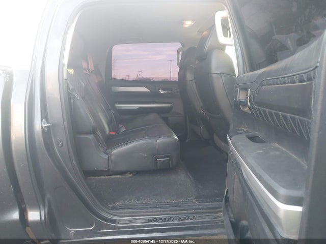 5TFAW5F12EX379291 Toyota Tundra Platinum 5.7l V8